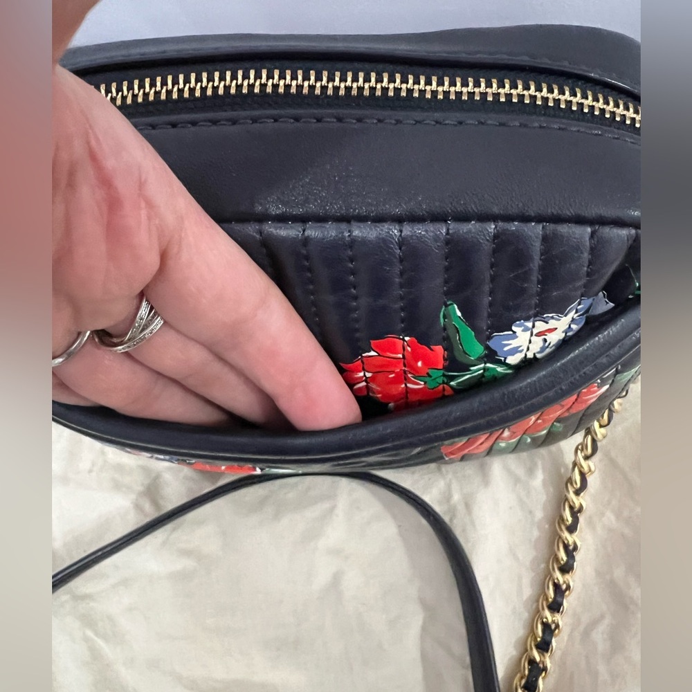 TORY BURCH FLEMING SOFT FLORAL CAMERA BAG - Picture 10 of 12